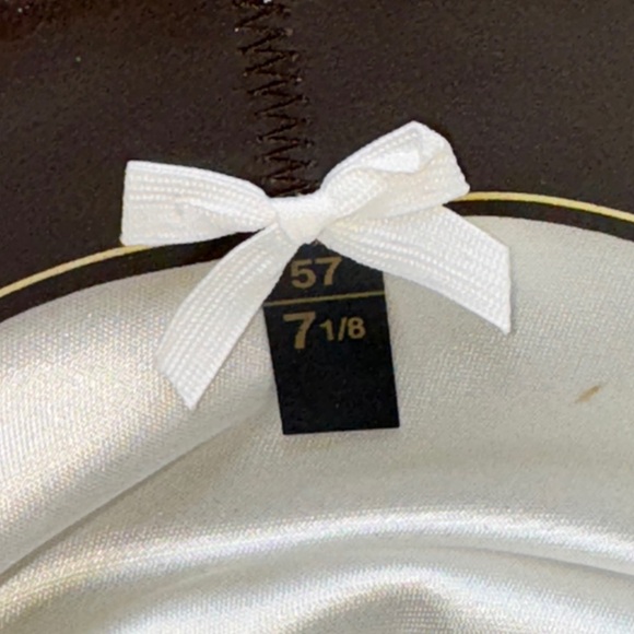 Tomaz & Williamson Classic Beige Fedora Hat Size 7 1/8 made in Canada Leather
